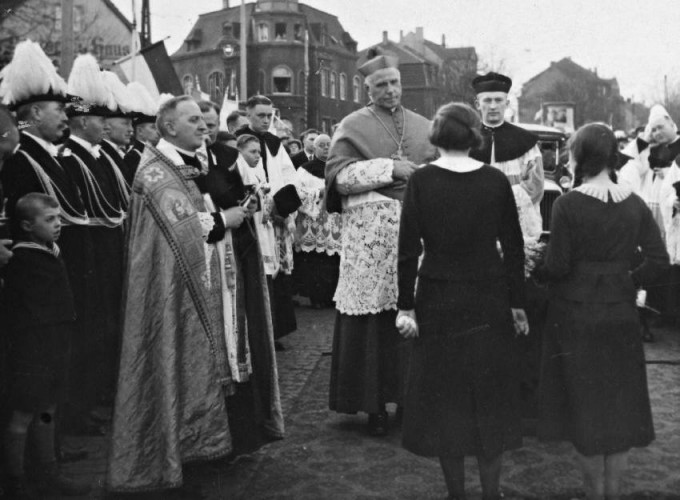 galen clemens august236