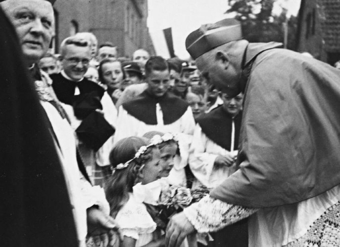 galen clemens august256