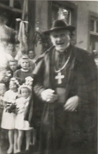 29683467 1575566572558944 n