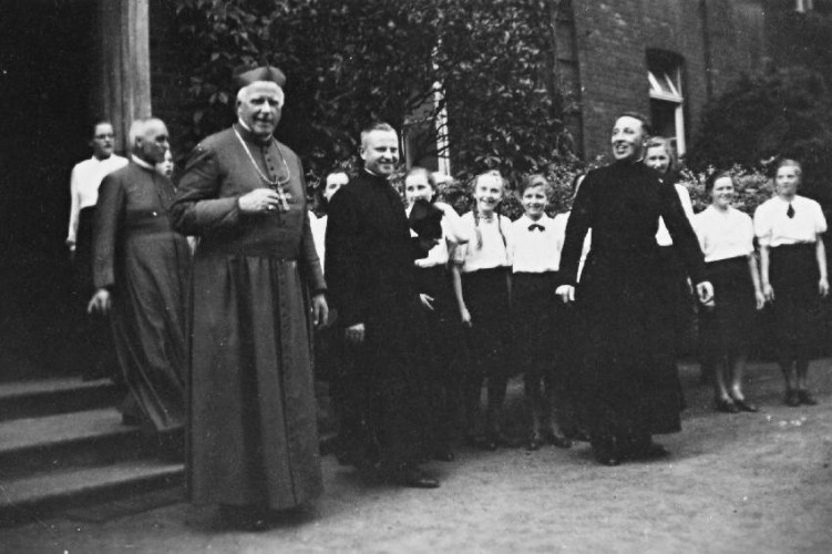 galen clemens august234